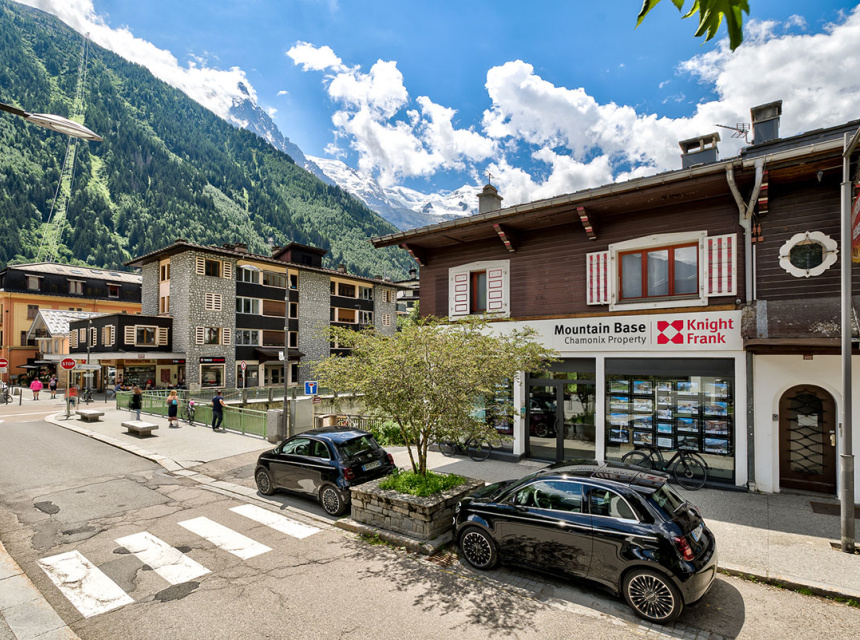 Mountain Base Knight Frank Chamonix