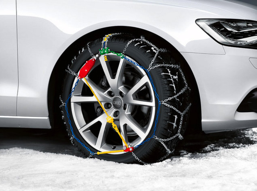 Snow Chains Snow Chains in Winter, how to fit them on