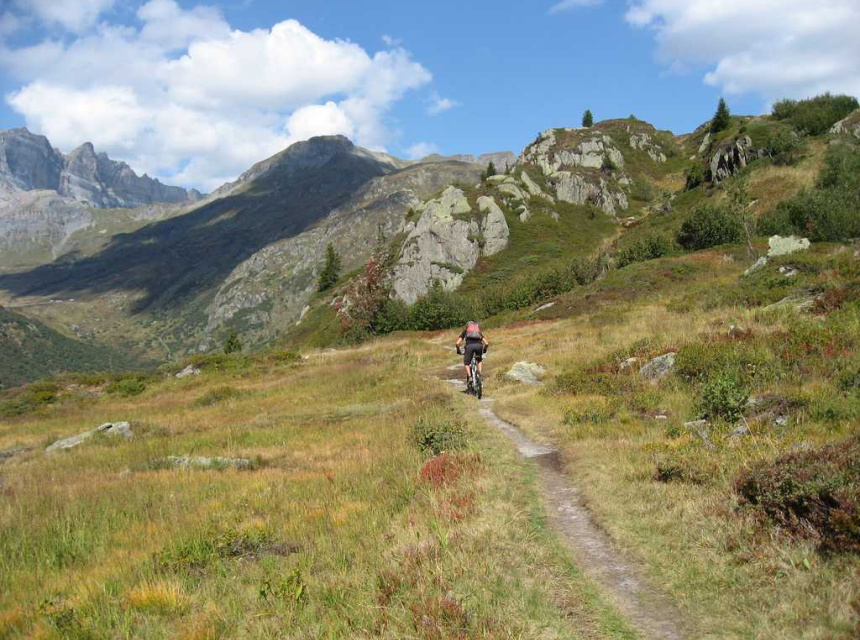 Le Tour Mountain Biking Tracks