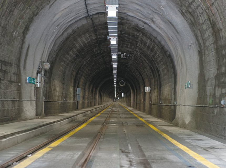 The Tunnel des Montets @Copyright www.magazine.hautesavoie.fr The Tunnel des Montets @Copyright www.magazine.hautesavoie.fr